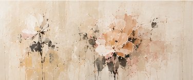 Frühe Blumenstudie in zarten Beige- und Rosétönen